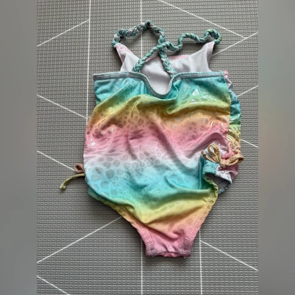 Penelope mack|Baby girl/toddler Pastel Rainbow leopard One-Piece Swimsuit•••
